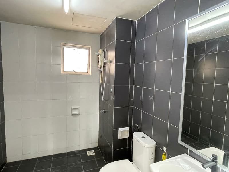 Servis Apartment untuk Disewa di The Arc - Aaden Lim - Bathroom - PropertyGuru.com.my