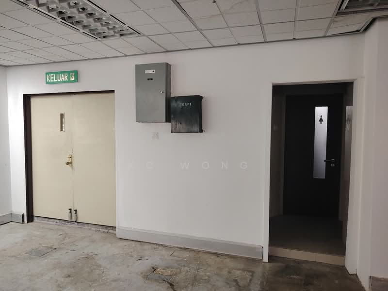 Office for Rent in Raja Chulan (KL City Centre) - KC Wong - Corridor - PropertyGuru.com.my