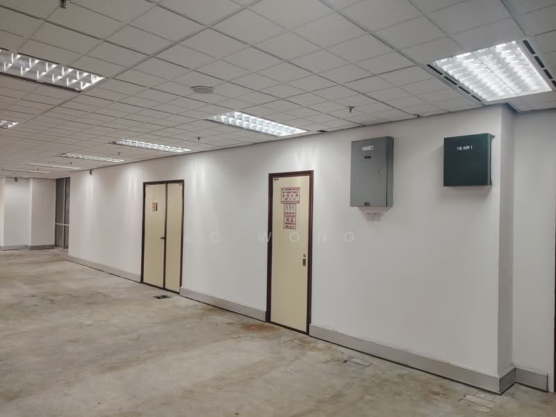 Office for Rent in Raja Chulan (KL City Centre) - KC Wong - Corridor - PropertyGuru.com.my