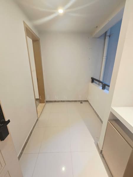Condominium for Rent at R&F Princess Cove Phase 2-Seine Region - Glenn Twe - Corridor - PropertyGuru.com.my