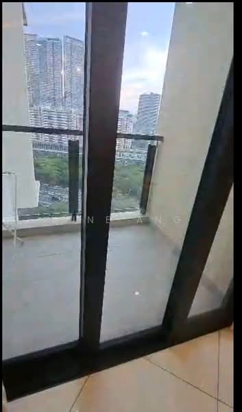 Servis Apartment untuk Dijual di J.Dupion Residence - June Ang - Balcony - PropertyGuru.com.my