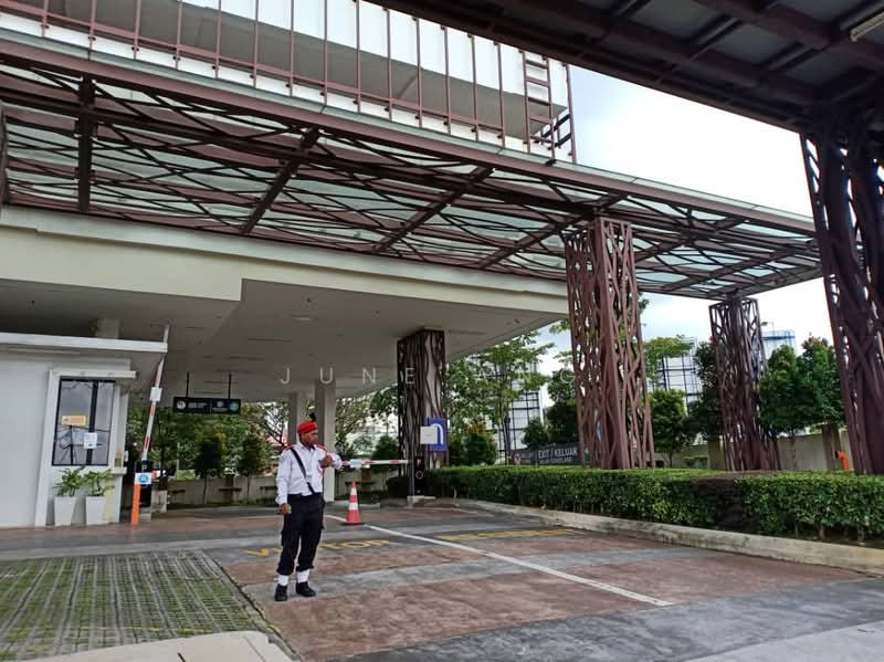 Servis Apartment untuk Dijual di J.Dupion Residence - June Ang - Exterior - PropertyGuru.com.my