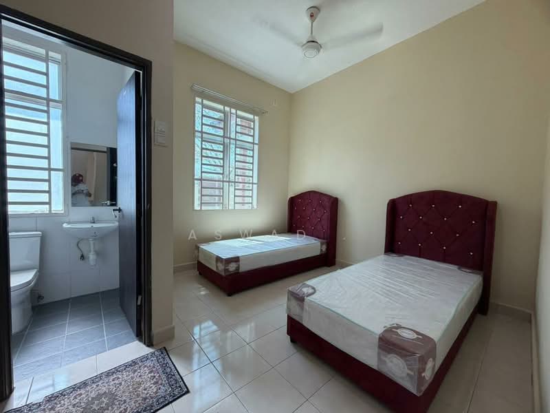 Bungalow for Sale in Taman Rupawan Indah (Kepala Batas) - Aswad . - Bedroom - PropertyGuru.com.my