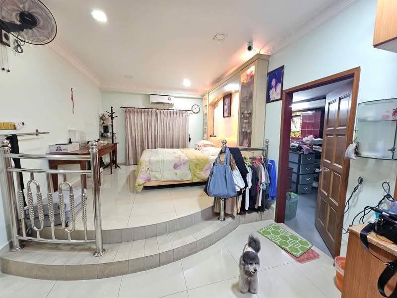 Rumah Banglo untuk Dijual di Country Heights (Kajang) - ChaoLim . - Bedroom - PropertyGuru.com.my