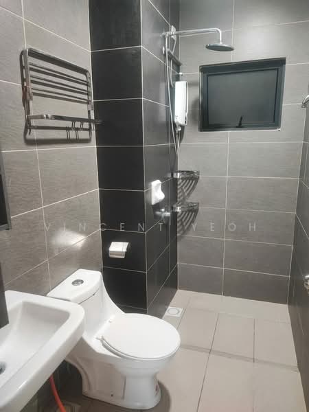 Kondominium untuk Dijual di The Henge - Vincent Yeoh - Bathroom - PropertyGuru.com.my
