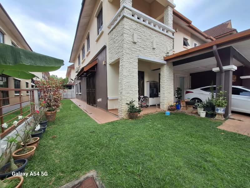 Semi-Detached House for Sale in Bandar Nusaputra (Puchong) - KENT HUI LAU - Exterior - PropertyGuru.com.my