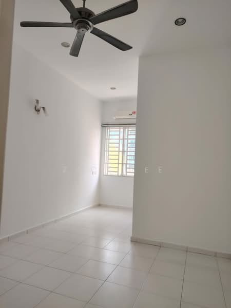 Townhouse for Sale in Raja Uda (Butterworth) - Zack Lee - Interior - PropertyGuru.com.my