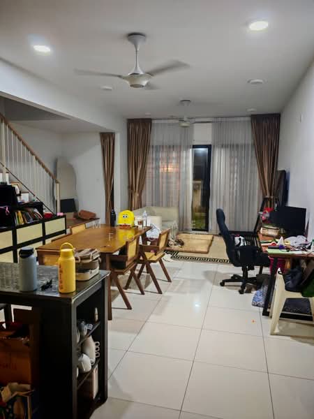 Rumah Teres 2 Tingkat untuk Dijual di Shah Alam (Selangor) - Michael Foong - Living Room - PropertyGuru.com.my
