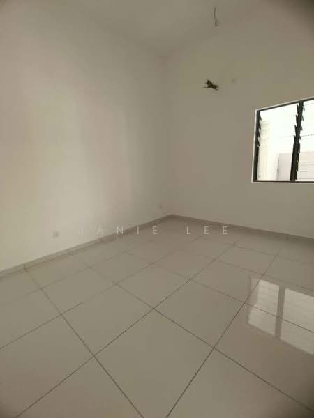 2-storey Terraced House for Sale in Seksyen U13 (Setia Alam) - Janie Lee - Bedroom 4 (Ground floor) - PropertyGuru.com.my