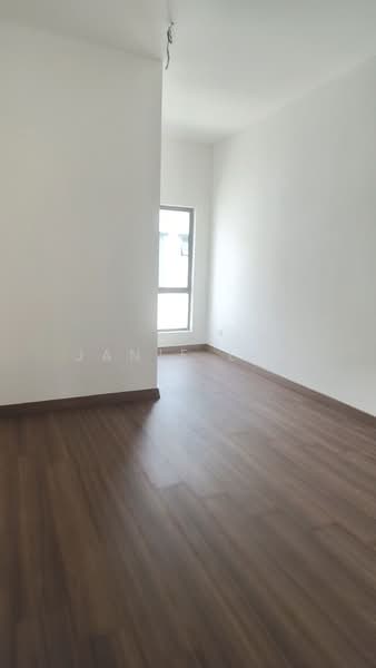 2-storey Terraced House for Sale in Seksyen U13 (Setia Alam) - Janie Lee - Bedroom 2 - PropertyGuru.com.my