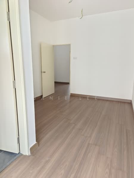 2-storey Terraced House for Sale in Seksyen U13 (Setia Alam) - Janie Lee - Bedroom 3 - PropertyGuru.com.my