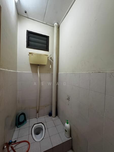 1-storey Terraced House for Sale in Bertam Perdana 3 (Kepala Batas) - Aswad . - Bathroom - PropertyGuru.com.my