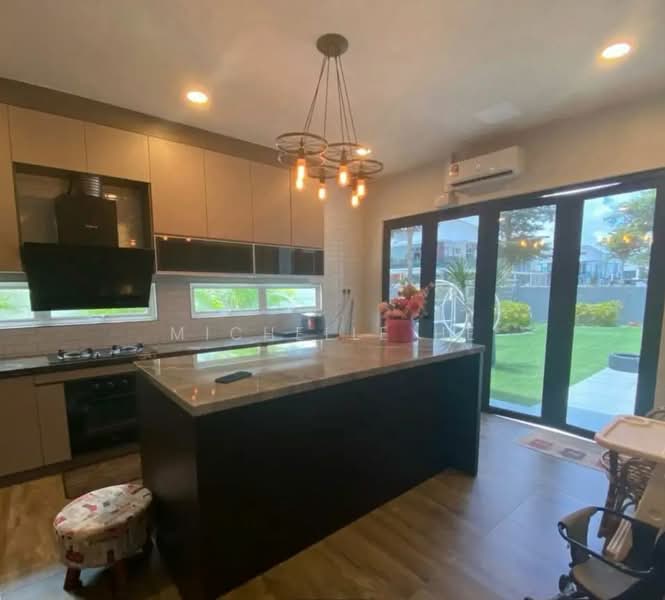 Cluster House for Sale in Skudai (Johor) - Michelle He - Kitchen - PropertyGuru.com.my