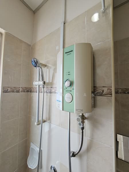 Kondominium untuk Disewa di Kelana Mahkota - Allen Tan - Bathroom - PropertyGuru.com.my