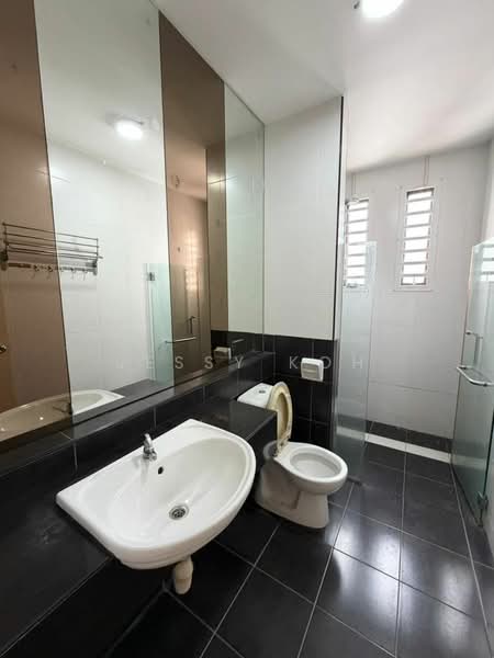 2-storey Terraced House for Rent in Taman Seri Austin (Tebrau) - Jessy Koh - Bathroom - PropertyGuru.com.my