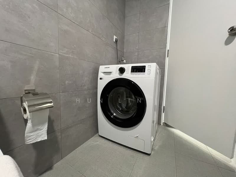 Servis Apartment untuk Disewa di Cubic Botanical - Hun Ling - Bathroom - PropertyGuru.com.my