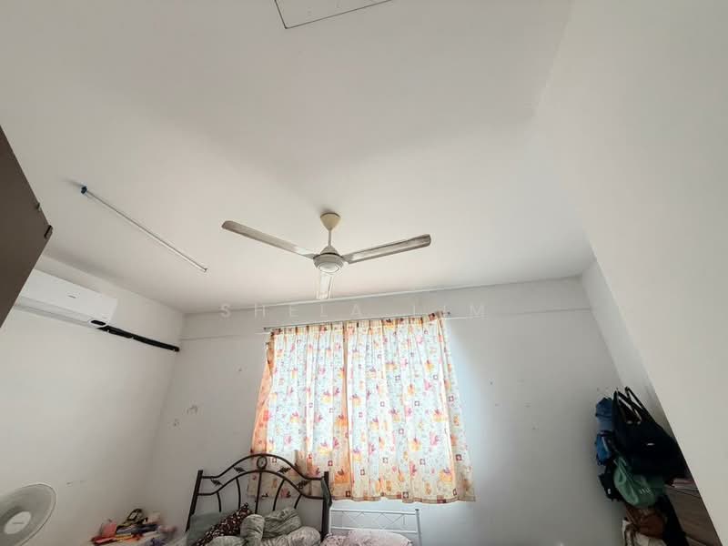 2-storey Terraced House for Sale in Taman Scientex Pasir Gudang (Pasir Gudang) - Shela Lim - Bedroom - PropertyGuru.com.my