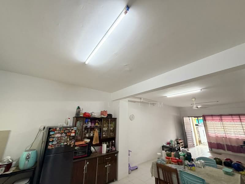 2-storey Terraced House for Sale in Taman Scientex Pasir Gudang (Pasir Gudang) - Shela Lim - Kitchen - PropertyGuru.com.my