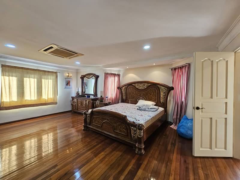 Bungalow for Sale in Country Heights (Kajang) - ChaoLim . - Bedroom - PropertyGuru.com.my