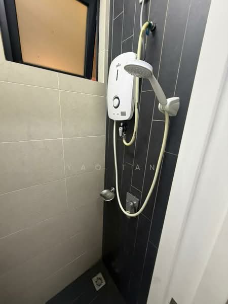 Servis Apartment untuk Dijual di H2O Residences - Yao Tan - Bathroom - PropertyGuru.com.my