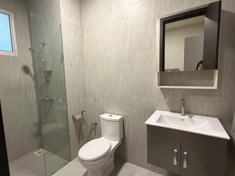 Pangsapuri untuk Dijual di Liberty Grove - Alfred Chua - Bathroom - PropertyGuru.com.my