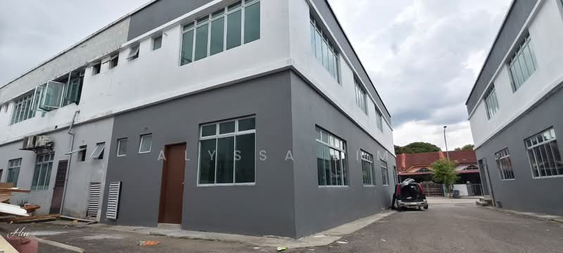 Kedai untuk Disewa di Taman Bukit Kempas (Tampoi) - Alyssa Lim - Exterior - PropertyGuru.com.my