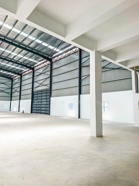 Factory for Rent in Taman Kapar Permai (Kapar) - Aaron Wong - Interior - PropertyGuru.com.my