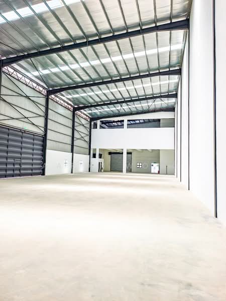 Factory for Rent in Taman Kapar Permai (Kapar) - Aaron Wong - Interior - PropertyGuru.com.my