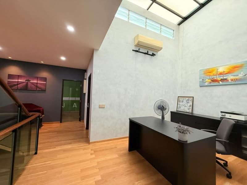 Rumah Teres 2.5 Tingkat untuk Dijual di Taman Sutera Utama (Skudai) - Janlly Jong - Study - PropertyGuru.com.my