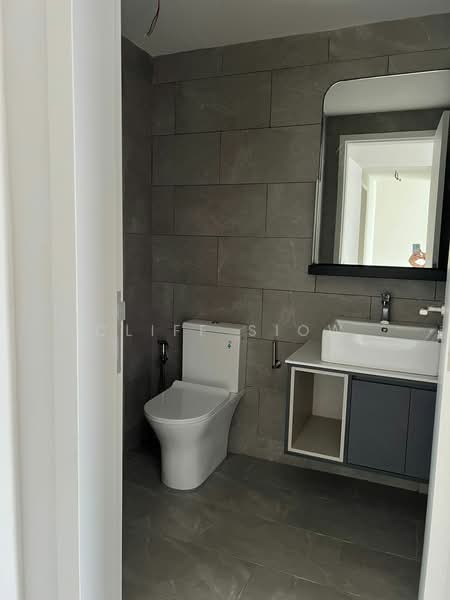Service Residence for Sale at D'Ivo - Cliff Siow - Bathroom - PropertyGuru.com.my
