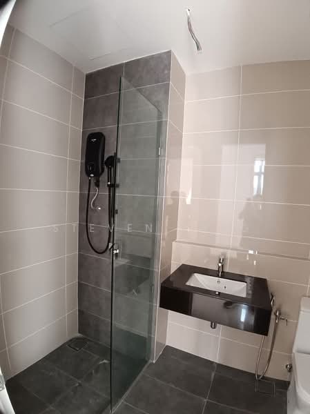 Condominium for Sale at The Maple Residences - Steven Yong - Bathroom - PropertyGuru.com.my