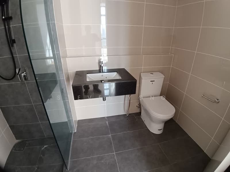 Condominium for Sale at The Maple Residences - Steven Yong - Bathroom - PropertyGuru.com.my