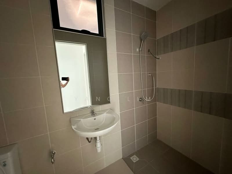Condominium for Rent at Ideal Venice Residency - Yang Lim - Bathroom - PropertyGuru.com.my