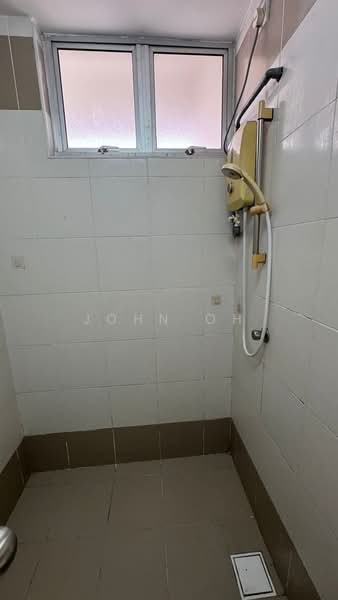 Servis Apartment untuk Disewa di Menara Rajawali - John Oh - Bathroom - PropertyGuru.com.my