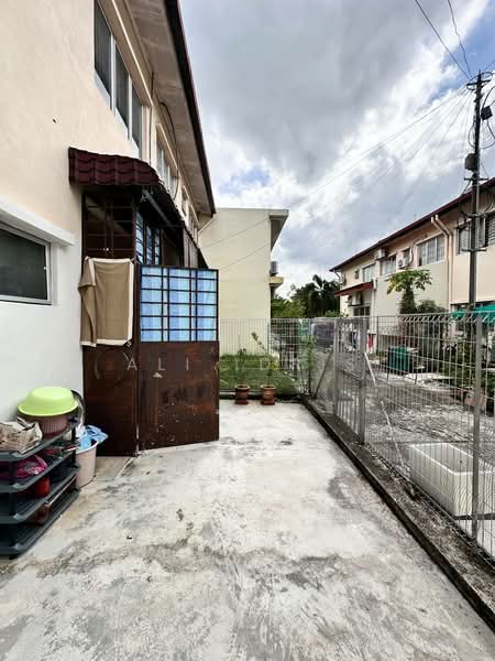 Rumah Teres 2 Tingkat untuk Dijual di Seksyen 8 (Bangi) - Ali Idris - Exterior - PropertyGuru.com.my