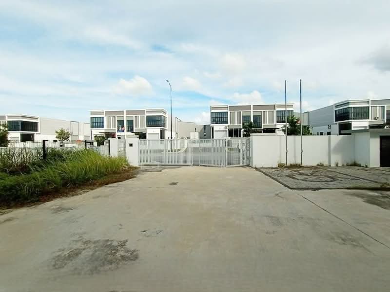 Cluster Factory for Rent in Eco Business Park 2 Senai (Senai) - See Yin . - Exterior - PropertyGuru.com.my