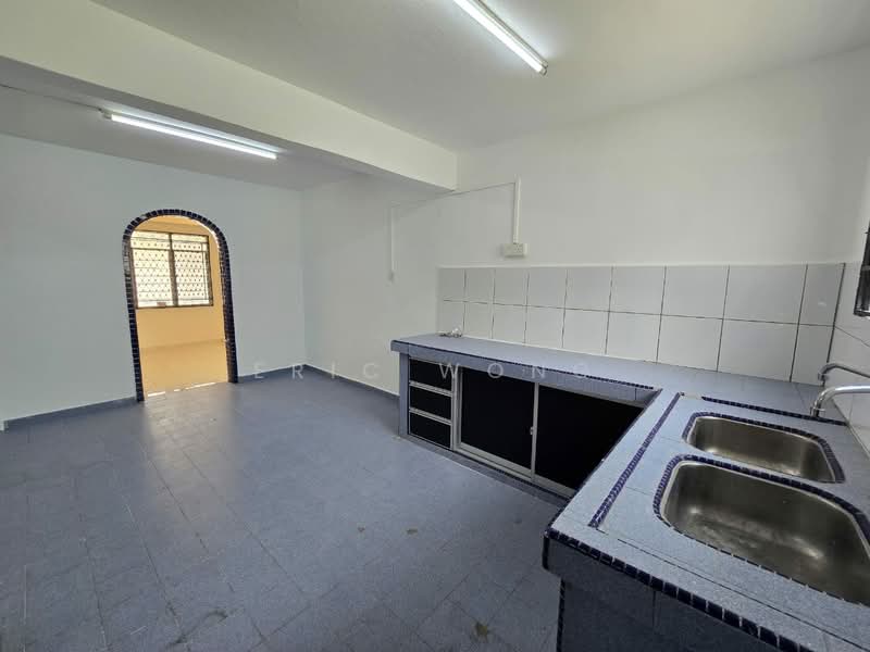 2-storey Terraced House for Sale in Taman Rinting (Masai) - Eric Wong - Kitchen - PropertyGuru.com.my