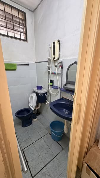 Rumah Teres 2 Tingkat untuk Dijual di Jalan Klang Lama (Old Klang Road) (Kuala Lumpur) - Yen Lim - Bathroom - PropertyGuru.com.my