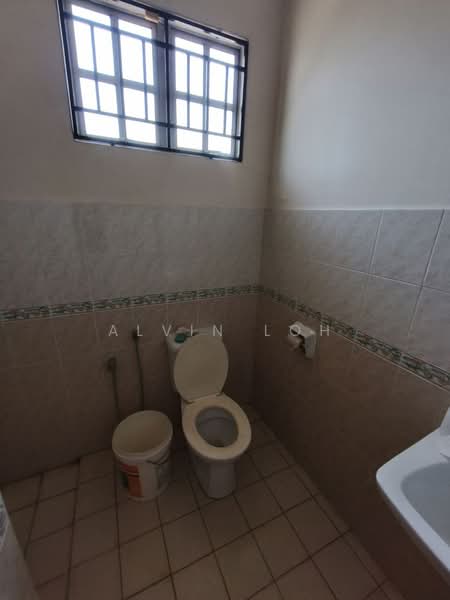 Rumah Teres 2 Tingkat untuk Dijual di Taman Cheras Idaman (Cheras) - Alvin Loh - Bathroom - PropertyGuru.com.my