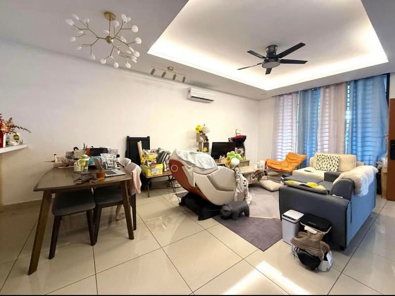 2-storey Terraced House for Sale in Lima Kedai (Skudai) - Chloe Mak - Living Room - PropertyGuru.com.my