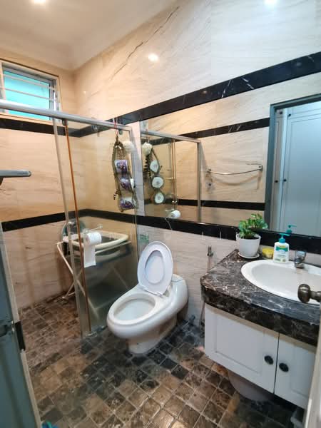 Semi-Detached House for Sale in Cheras (Selangor) - Danilo Lim - Bathroom - PropertyGuru.com.my