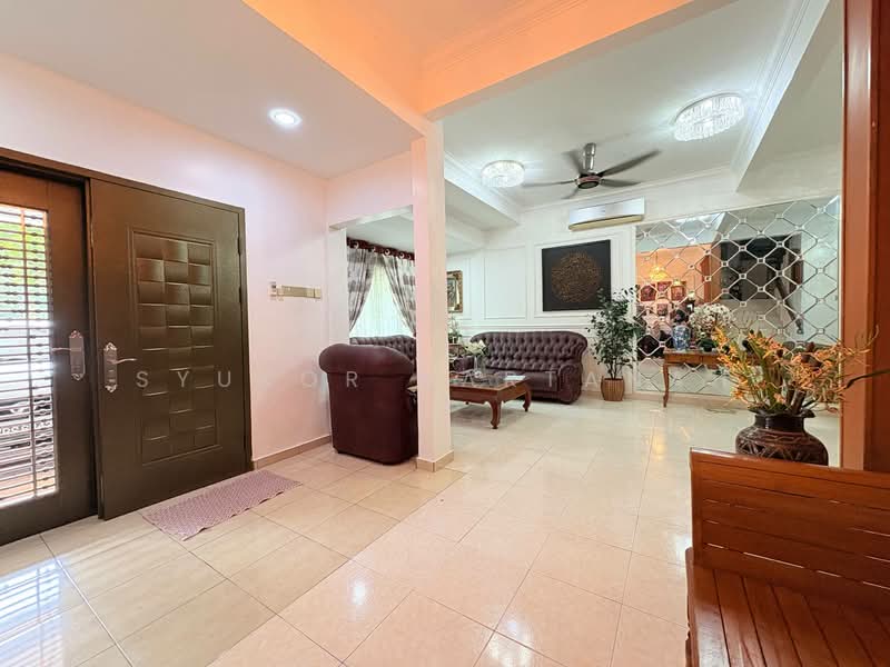 Rumah Teres 2 Tingkat untuk Dijual di Bukit Bandaraya (Shah Alam) - Syukor Hartanah - Living Room - PropertyGuru.com.my