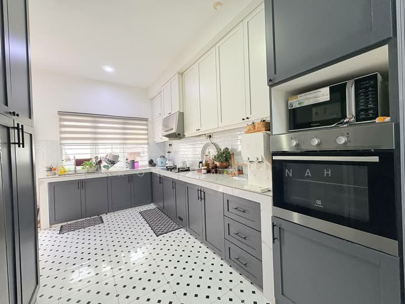 Rumah Teres 2 Tingkat untuk Dijual di Bukit Bandaraya (Shah Alam) - Syukor Hartanah - Kitchen - PropertyGuru.com.my