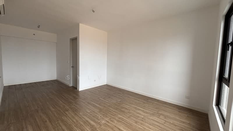 Service Residence for Sale at The Pulse Residence - Sylvia Lee - Master Bedroom - PropertyGuru.com.my