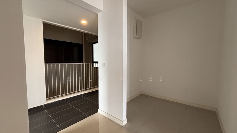 Service Residence for Sale at The Pulse Residence - Sylvia Lee - Extra Space at Foyer  - PropertyGuru.com.my