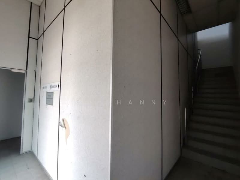 Factory for Rent in Kawasan Perindustrian Prai (Perai) - Lee Shanny - Corridor - PropertyGuru.com.my