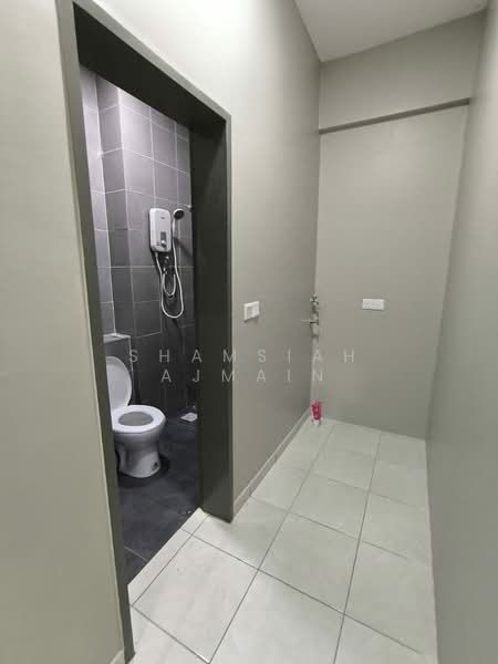 Pangsapuri untuk Dijual di Idaman Abadi - SHAMSIAH AJMAIN - Bathroom - PropertyGuru.com.my