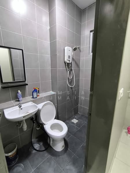 Pangsapuri untuk Dijual di Idaman Abadi - SHAMSIAH AJMAIN - Bathroom - PropertyGuru.com.my