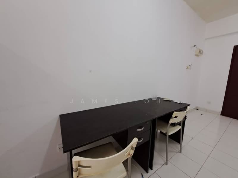 Servis Apartment untuk Disewa di Menara Rajawali - James Loh - Study - PropertyGuru.com.my