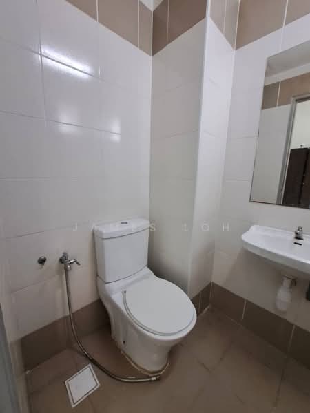 Servis Apartment untuk Disewa di Menara Rajawali - James Loh - Bathroom - PropertyGuru.com.my